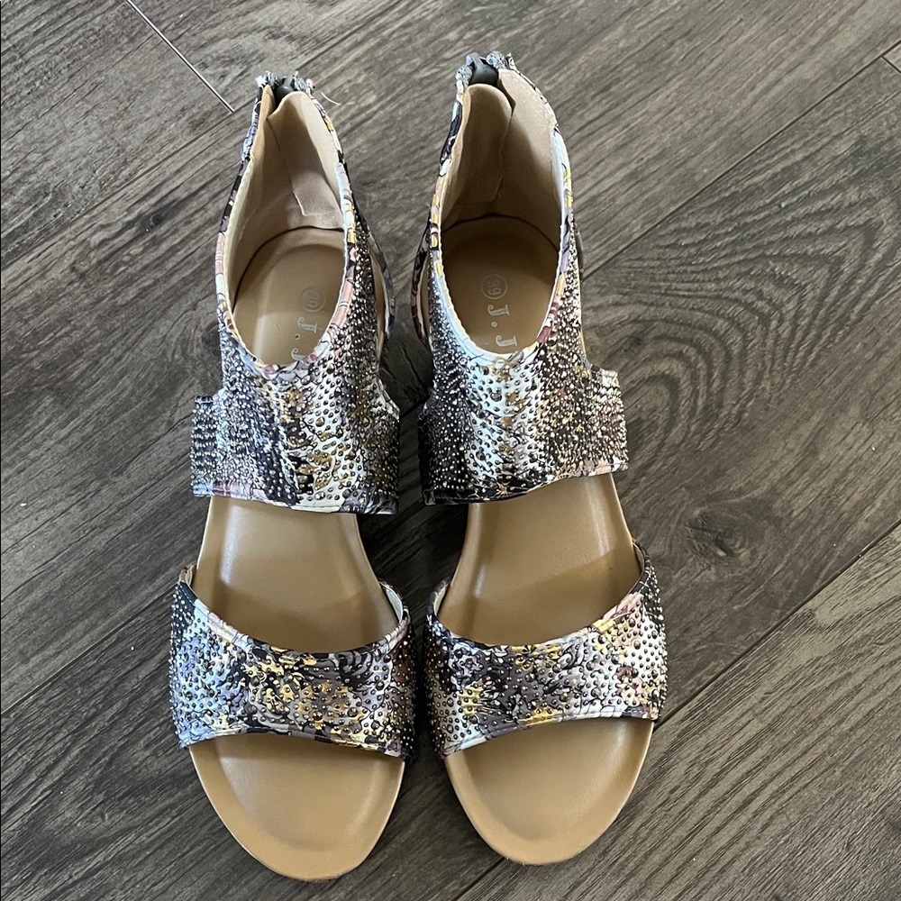 JJs House Multi-Pattern Open-Toe Sandals in Tan and Mixed Neutrals
